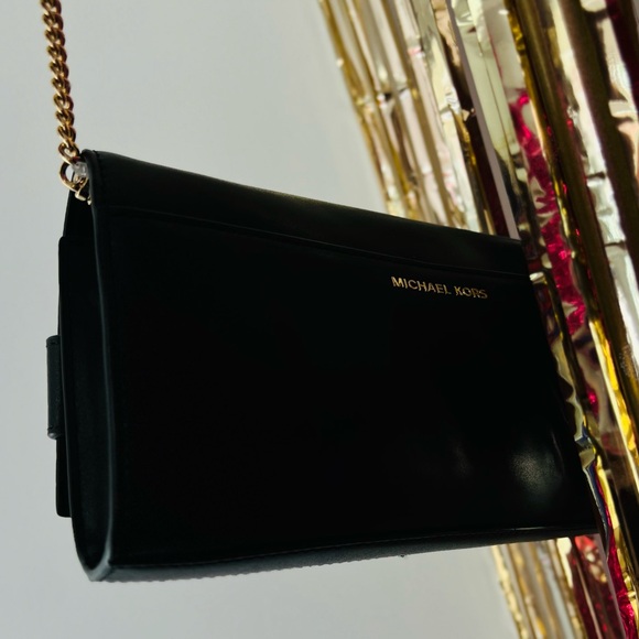 PROMOTION, PROMOTION ‼️
AUTHENTIC MICHAEL KORS - Picture 3 of 6